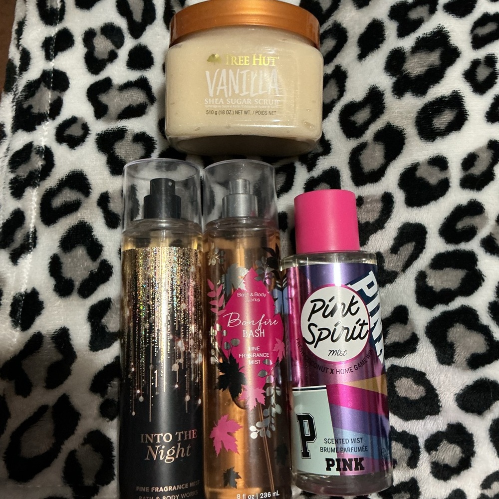 Vanilla Shea Sugar Scrub - Cream